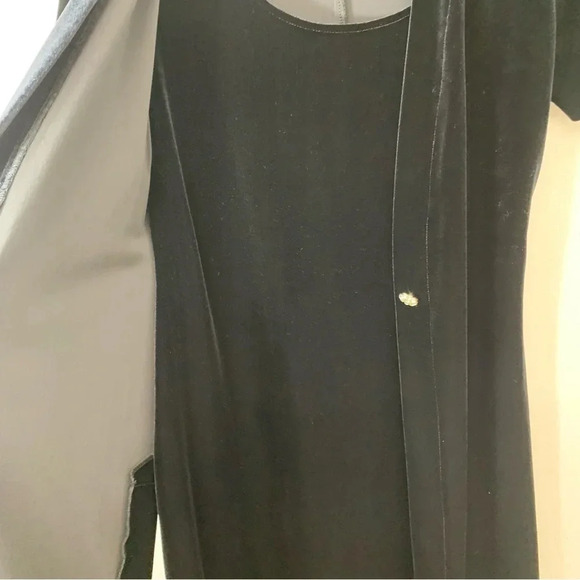 Scarlett Black Velvet Cocktail Dress 5/6 Sheath Knee Length Stretch Short Slv - Picture 6 of 11